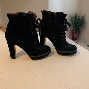 Juicy Couture black heel/platform boots 7.5